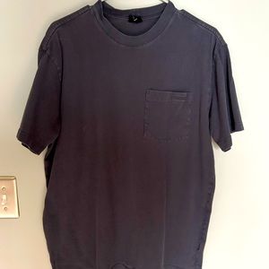 Filson men’s front pocket tee